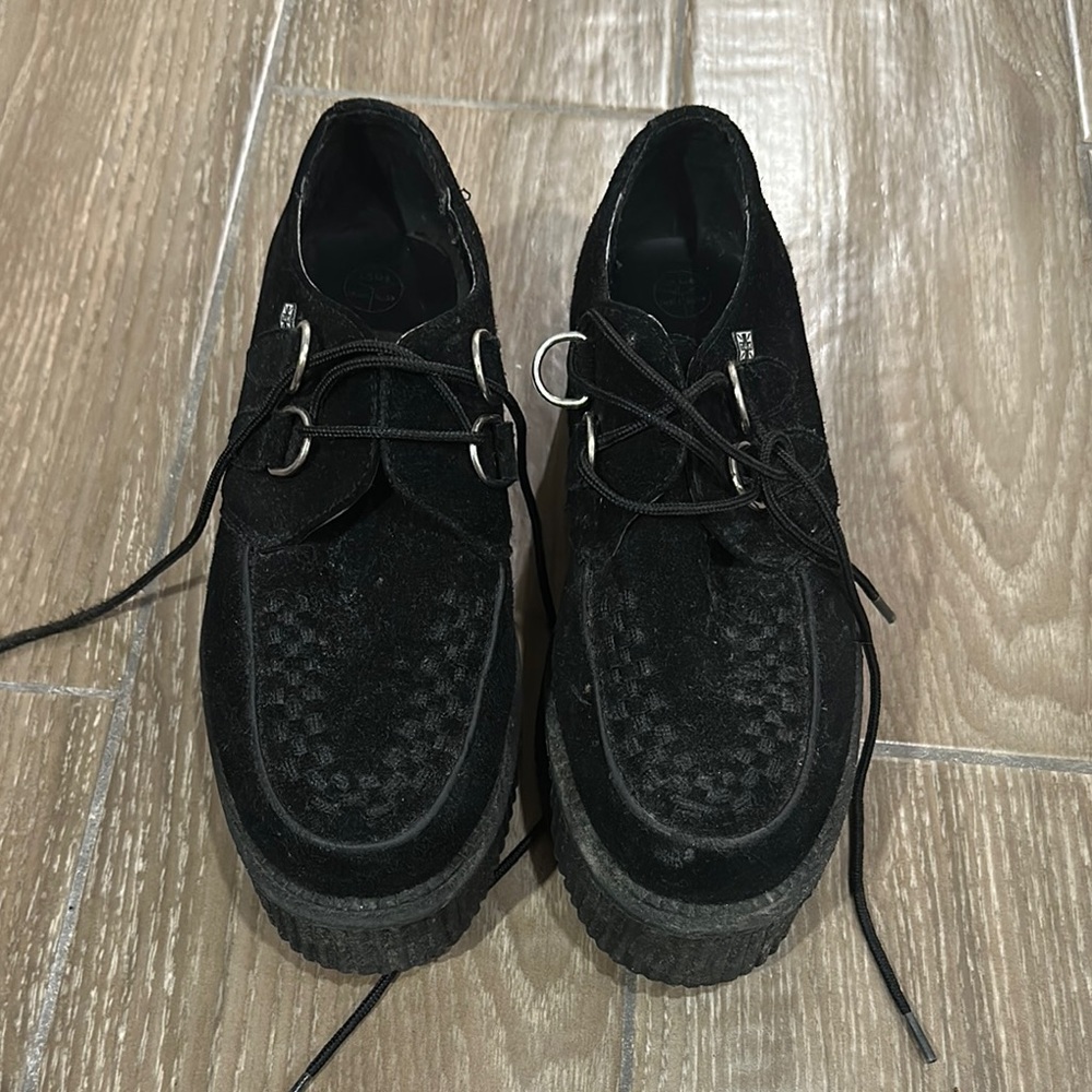 T.U.K. Black Suede Creepers M6/W8